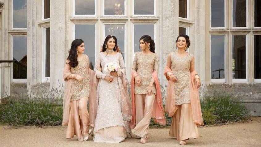 Best Pakistani Clothes for Festivals and Weddings