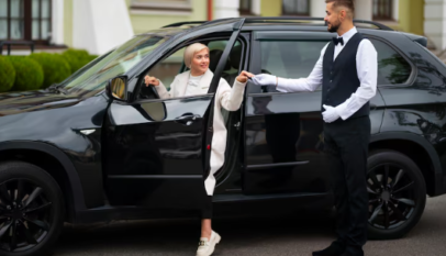 luxury car hire with chauffeur