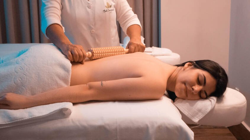 Massage Center in Tysons Corner offering relaxing body massage therapy in a peaceful spa setting